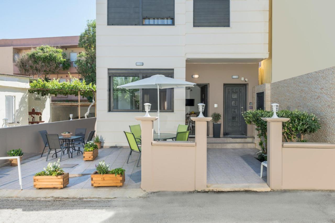 Athina'S Flat On The Sea Apartment Agia Marina  Ngoại thất bức ảnh